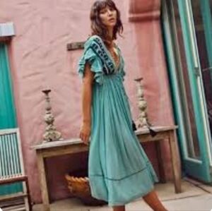 Free People Bali Will Wait Size Large Boho Green Black Embroidered Midi Dress